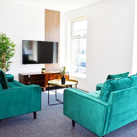 City Center Apartments Free Parking Liverpool Bagian luar foto