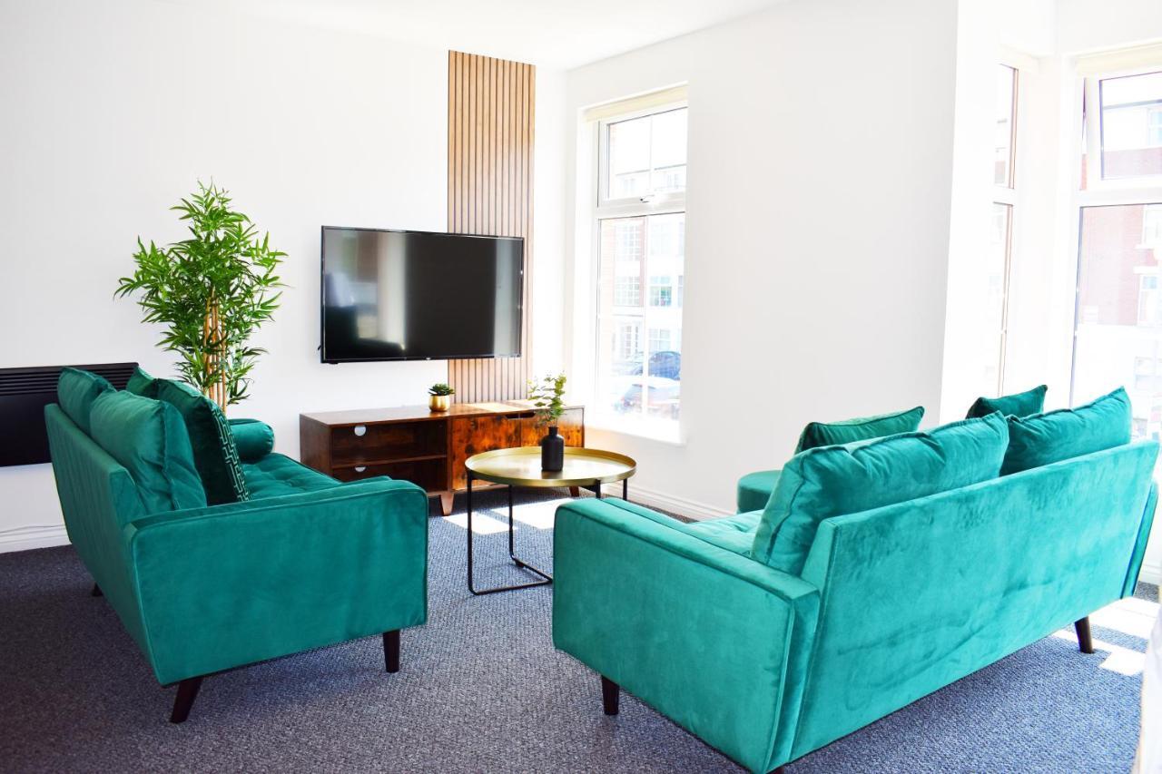 City Center Apartments Free Parking Liverpool Bagian luar foto