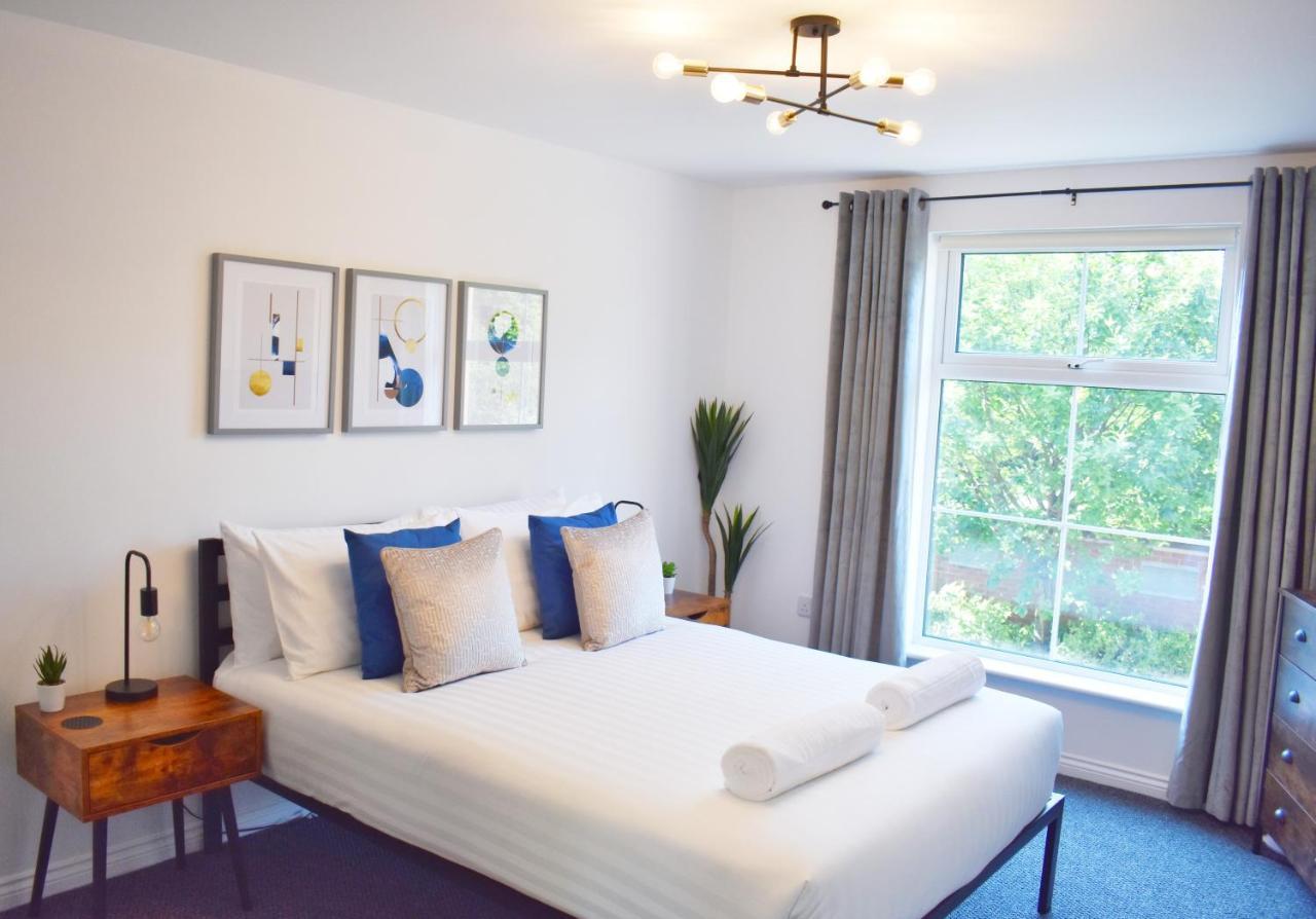 City Center Apartments Free Parking Liverpool Bagian luar foto